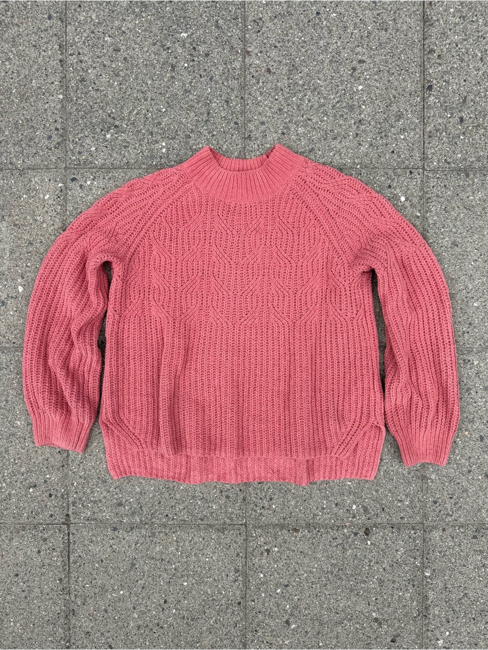 Girls’ Old Navy Mock-Neck Chenille Cable Knit Sweater in Dried Rose • Sz 10-12